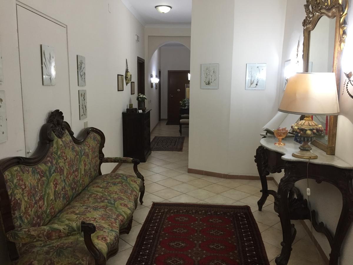 La Residenza Dei Nobili Bed and Breakfast Catanzaro Eksteriør billede